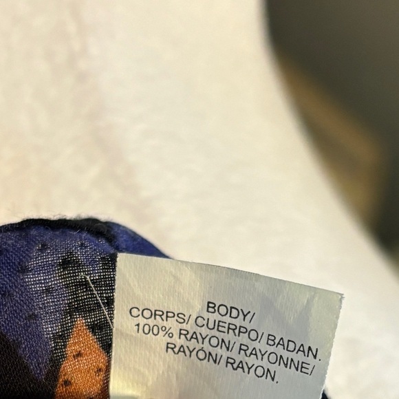 Lucky Brand Patterned Top - Picture 7 of 7